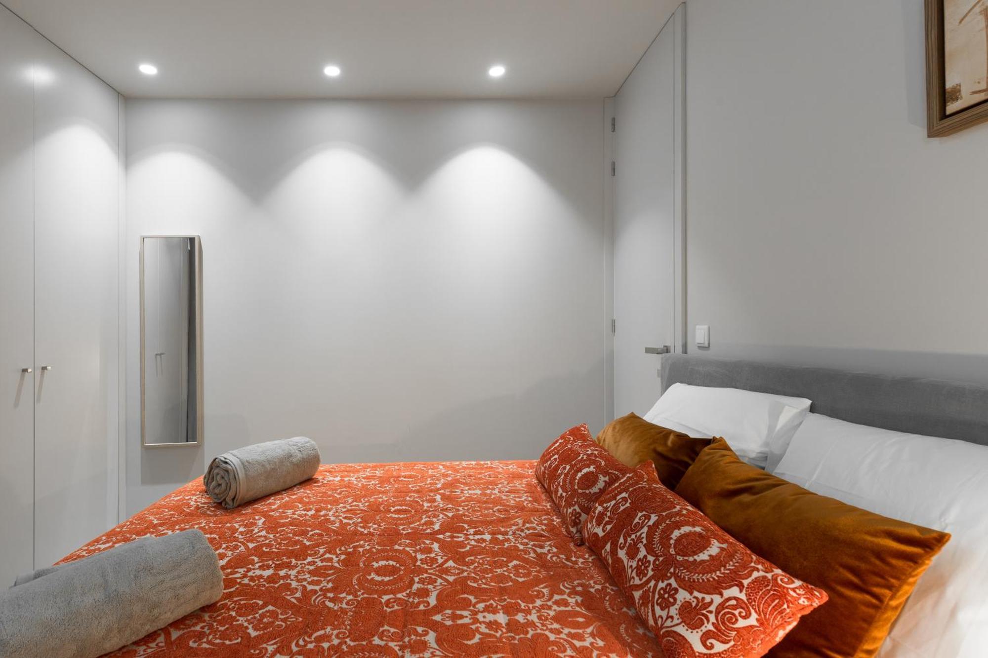 Host Wise - Charming Luxurious Flat With Garage Lägenhet OOporto Exteriör bild